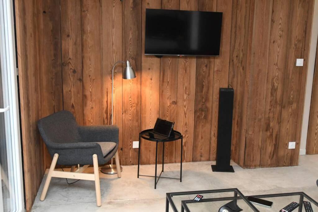 Logement Renove Avec Vue Panoramique La Saussaz Екстериор снимка