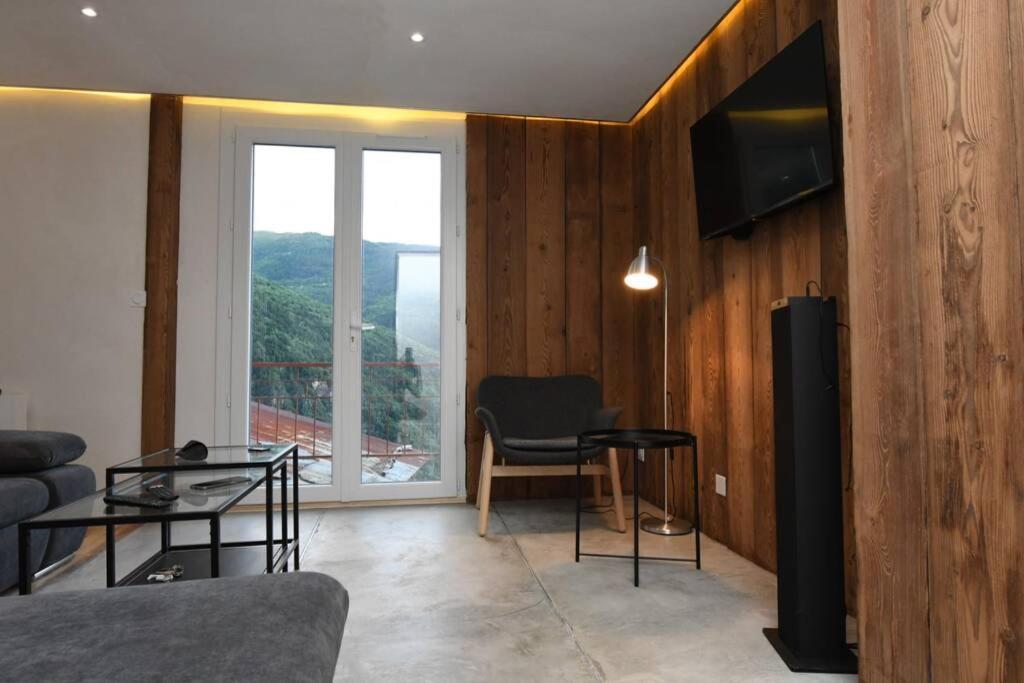 Logement Renove Avec Vue Panoramique La Saussaz Екстериор снимка