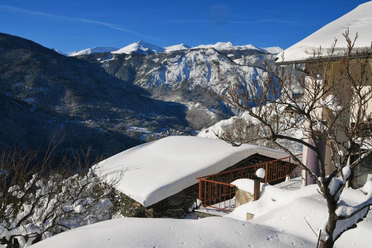 Logement Renove Avec Vue Panoramique La Saussaz Екстериор снимка
